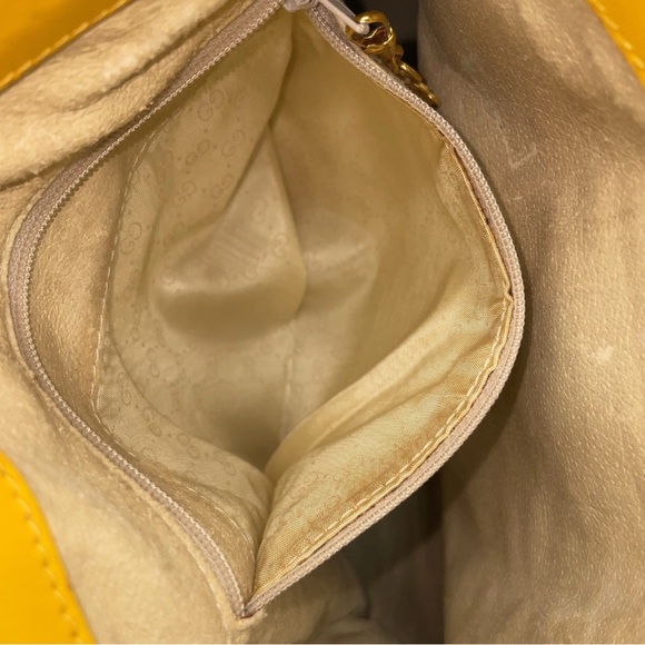 Auth Gucci Flora Canvas Leather Shoulder Bag - Picture 12 of 15